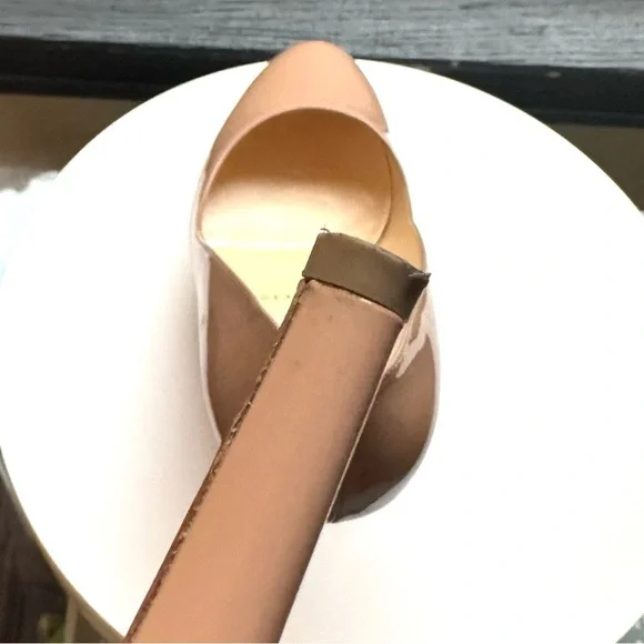 🌺Authentic CHRISTIAN LOUBOUTIN 🌺👠 Bianca 120 Patent calf Nude size 38.5